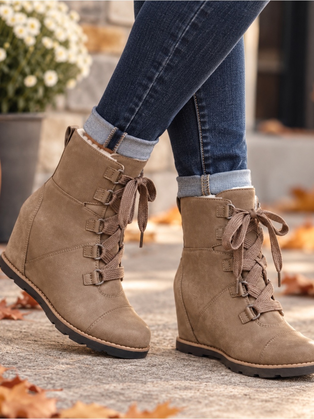 Universal Thread Taupe Wedge Lace Up Boots Faux Fur Women’s 8